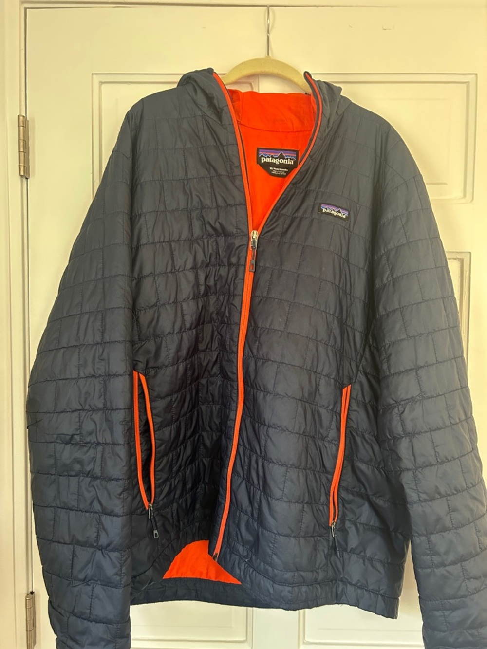 Patagonia Men's Navy Blue Puffer Jacket with Orange Lining